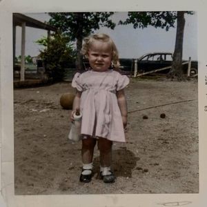 Meet your Posher, Connie